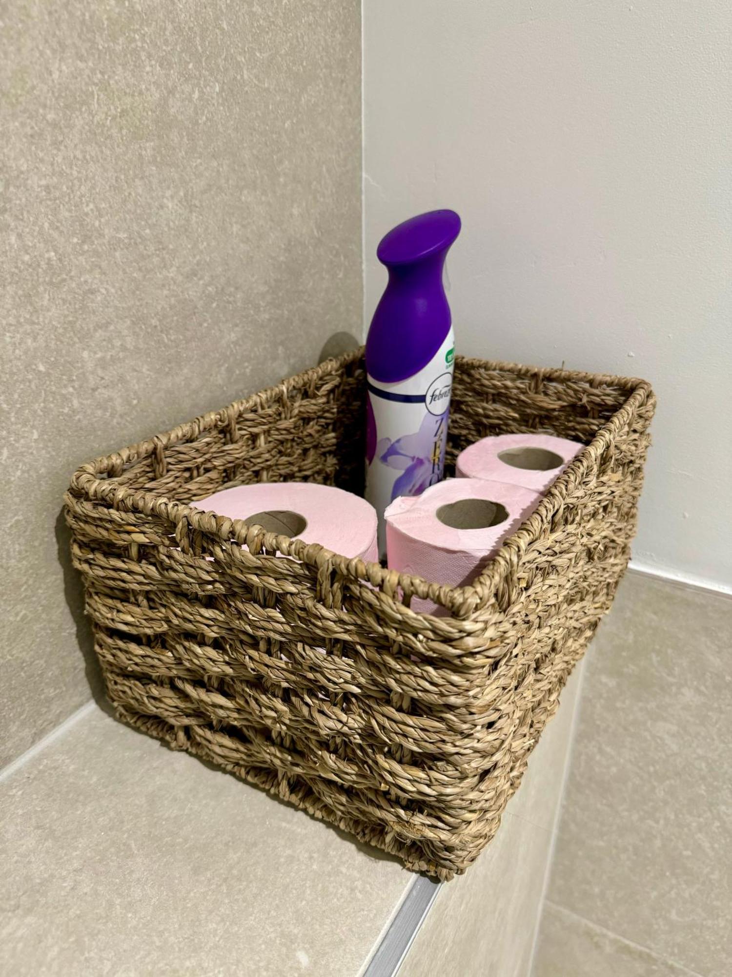 Chambre Privee Climatisee Avec Salle De Bains Partagee-Le Sapin Genay (Rhone) Εξωτερικό φωτογραφία